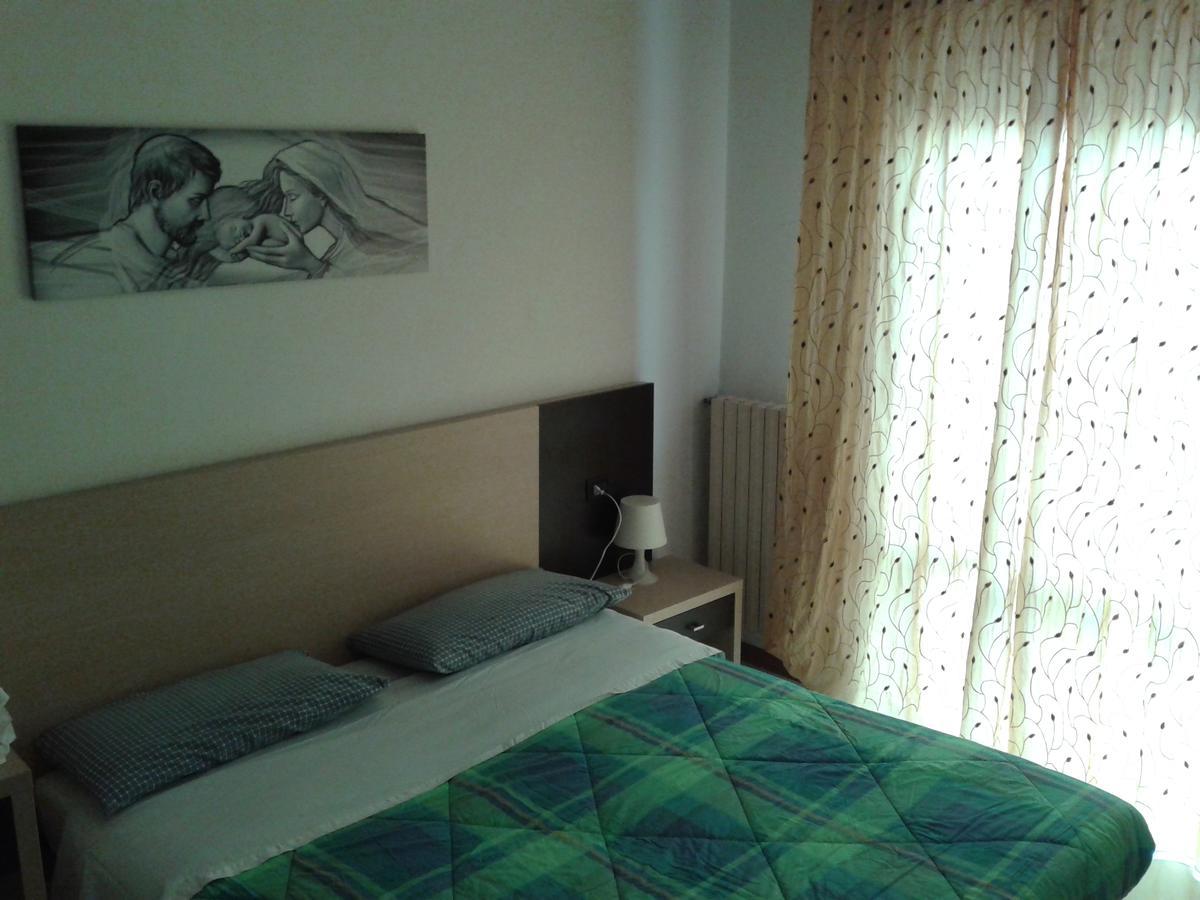 Residence Monaco Appartamenti Rimini Kamer foto